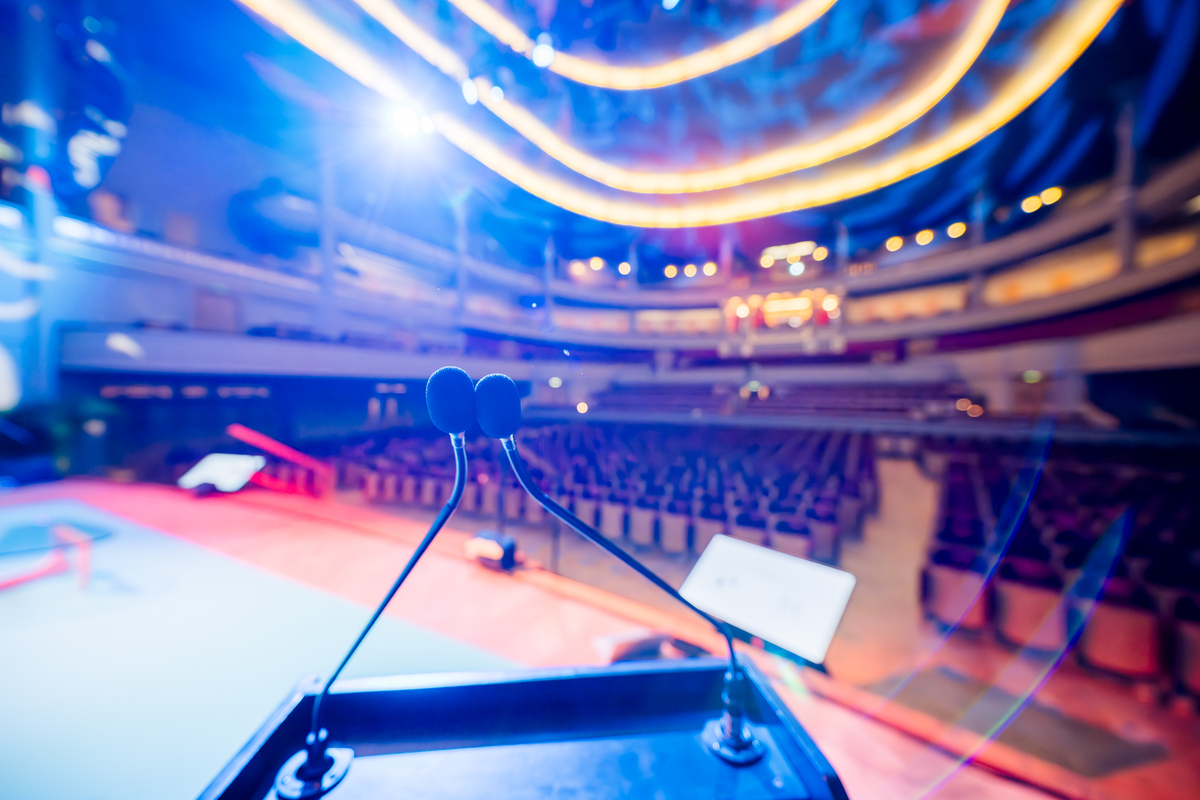 Before the stage, everything is decided in rehearsal
